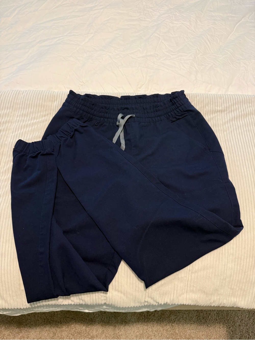 Figs Women’s Navy Jogger Sweatpants with Drawstring